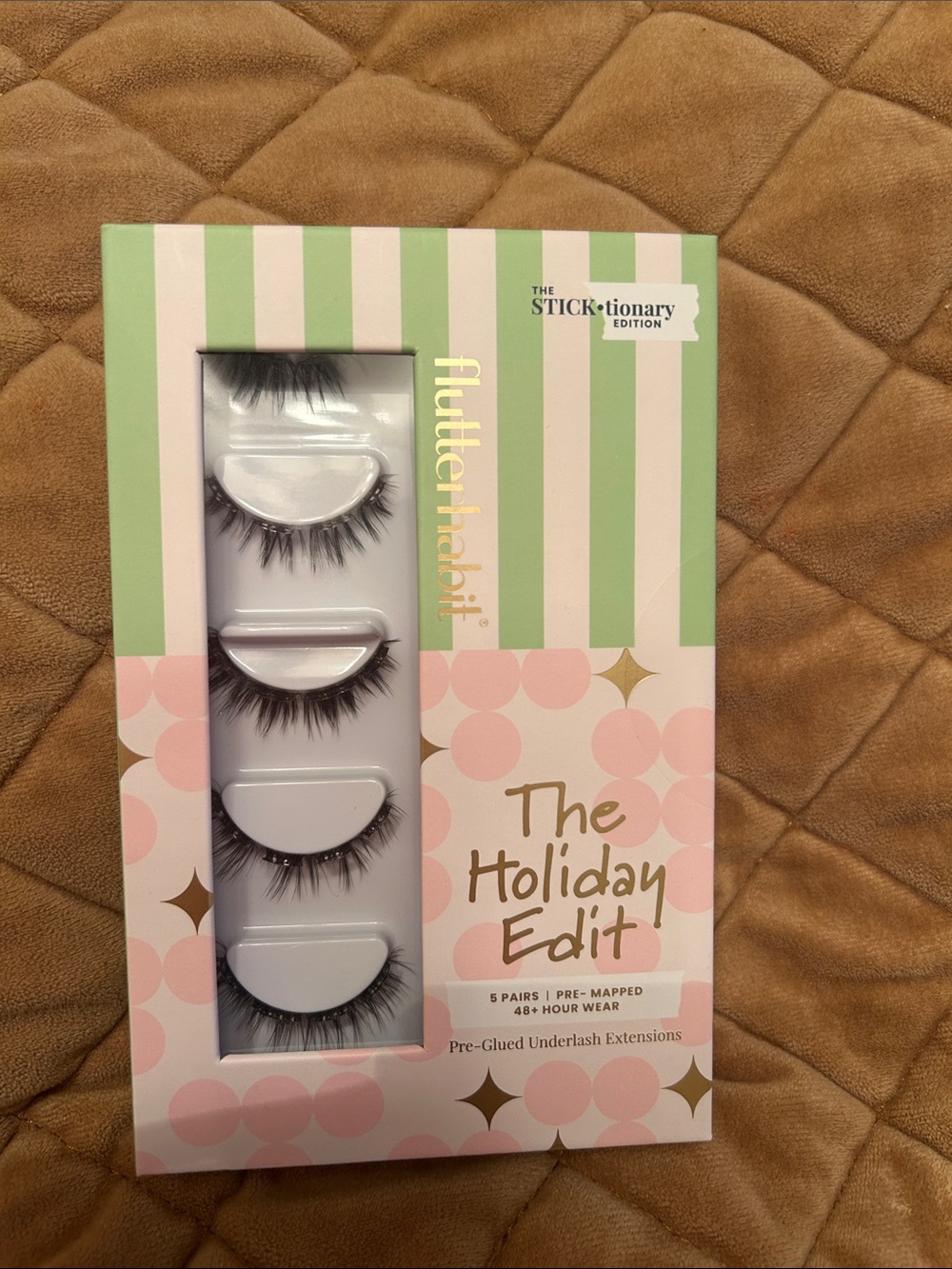 Flutterhabit Holdiay edit nib